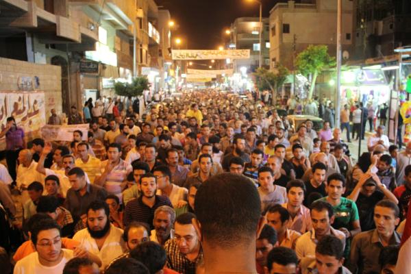 เกิดการชุมนุมเดินขบวนประท้วงคัดค้านคำพิพากษาคดีนาย ฮอสนี มูบารัก ในอียิปต์